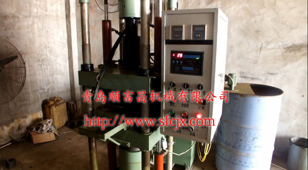 硫化機www.xycoop.com.cn